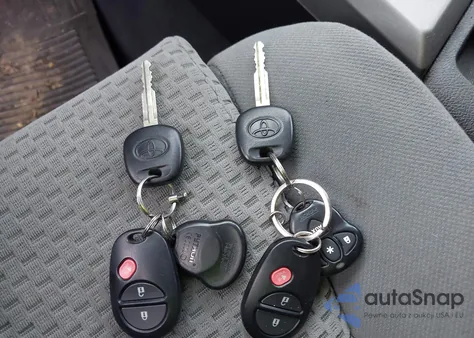 2013 Toyota Tundra Grade 4.6L V8 from USA, damaged, VIN 5TFUM5F15DX043779